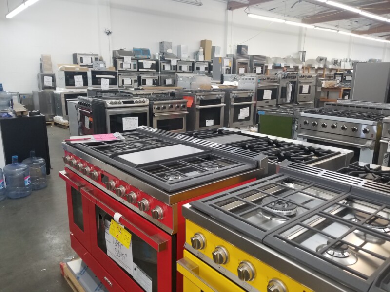 Appliance Outlet of Northridge Sells Luxury Appliances up to 40 Below